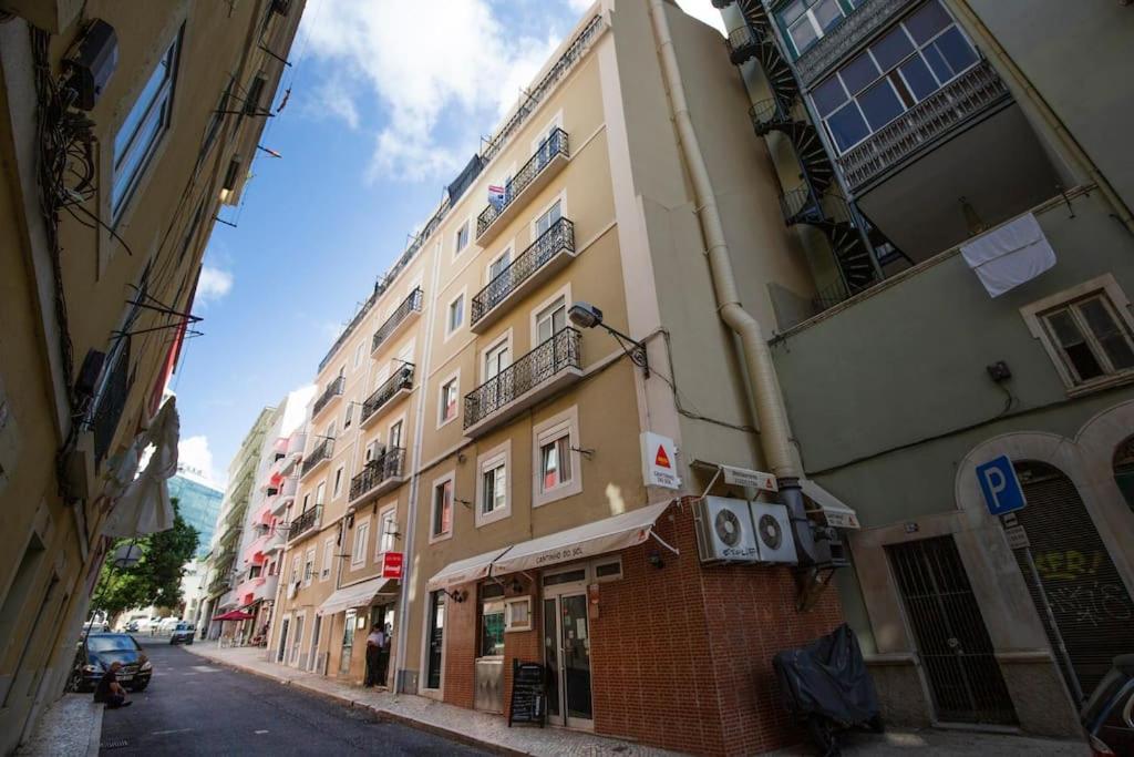 Santa Marta Cozy Apt W/ Ac Lissabon Exterior foto